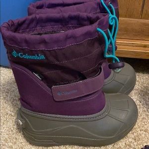 Columbia snow boots